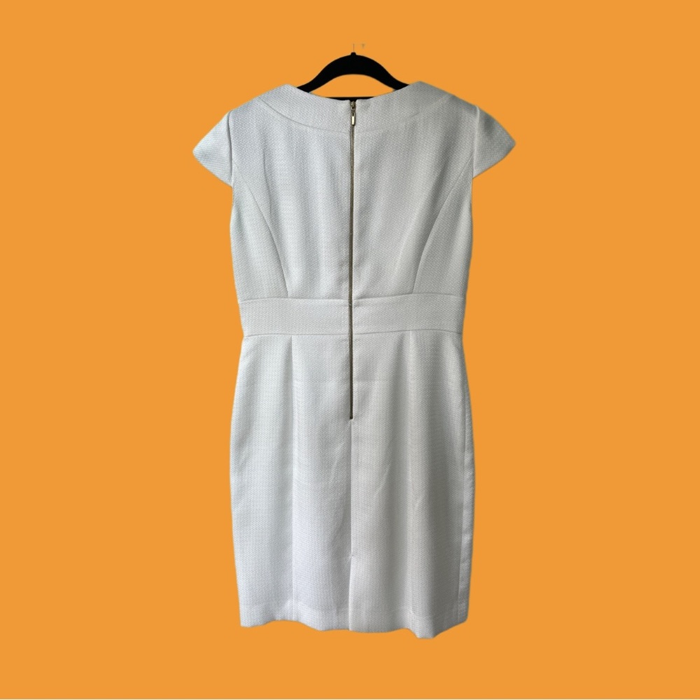 Tahari Authur S.Levine White Dress Gold Details Cap Sleeve 10 - Picture 3 of 13